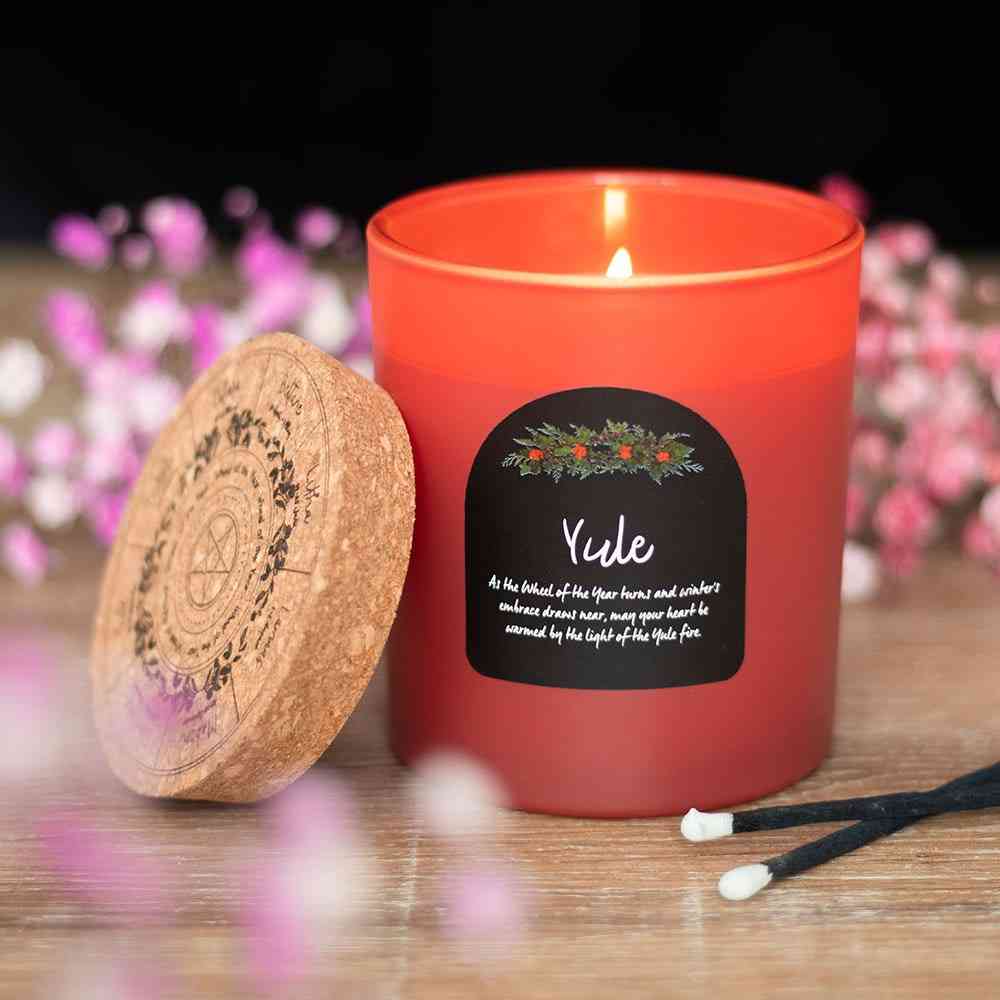 Something Different - Yule Wintergreen Wheel of the Year Bougie Parfumée - Rouge
